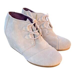 TOMS Women's Kala Wedge Booties Desert Taupe Suede Beige Size 9 M Excellent Cond